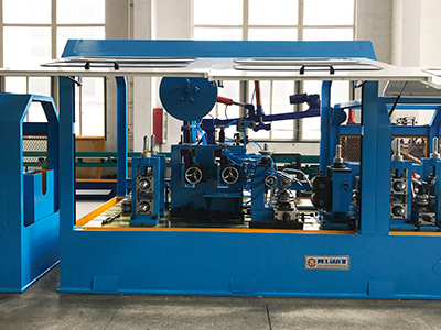 welding and scraping roller-.jpg
