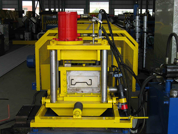 M Purlin Roll Forming Machine